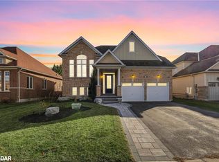 61 Collier Cres, Essa, ON L3W0M6