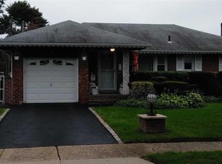 1173 Hicks Pl, Baldwin, NY 11510