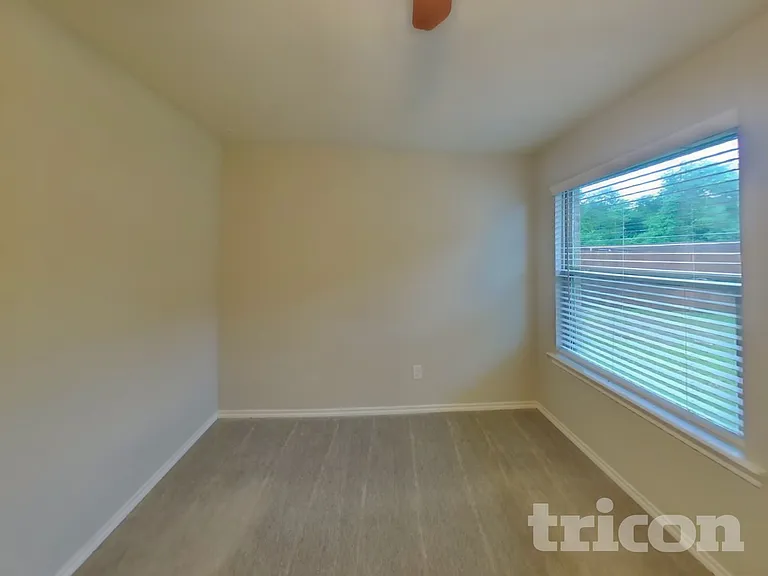 112 Woodland St — Photo 11