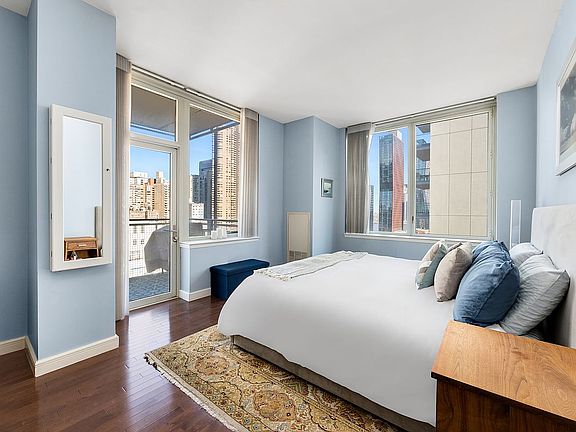 5th image of 225 E 34th St APT 20H