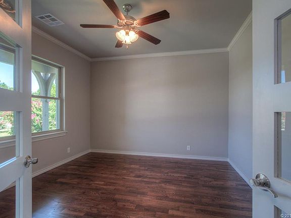 4th image of 2517 W Roanoke St