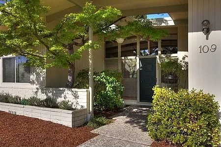 109 Ardith Dr photo 1