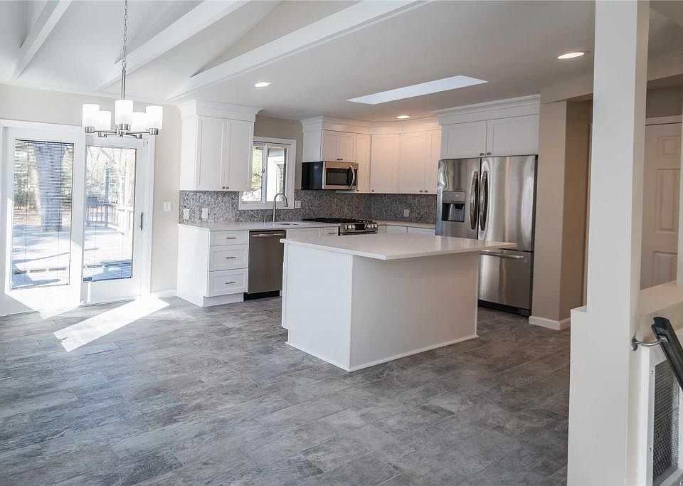 1st image of 14 Jonas Blvd