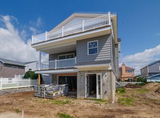 529 E Chester St, Long Beach, NY 11561