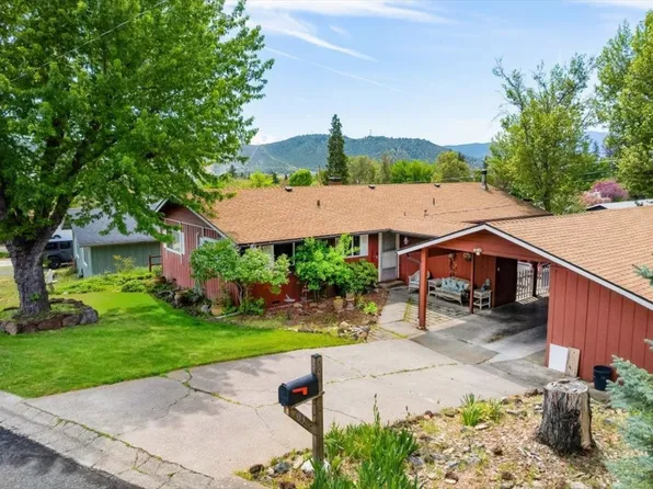 903 Northridge Dr, Yreka, CA 96097