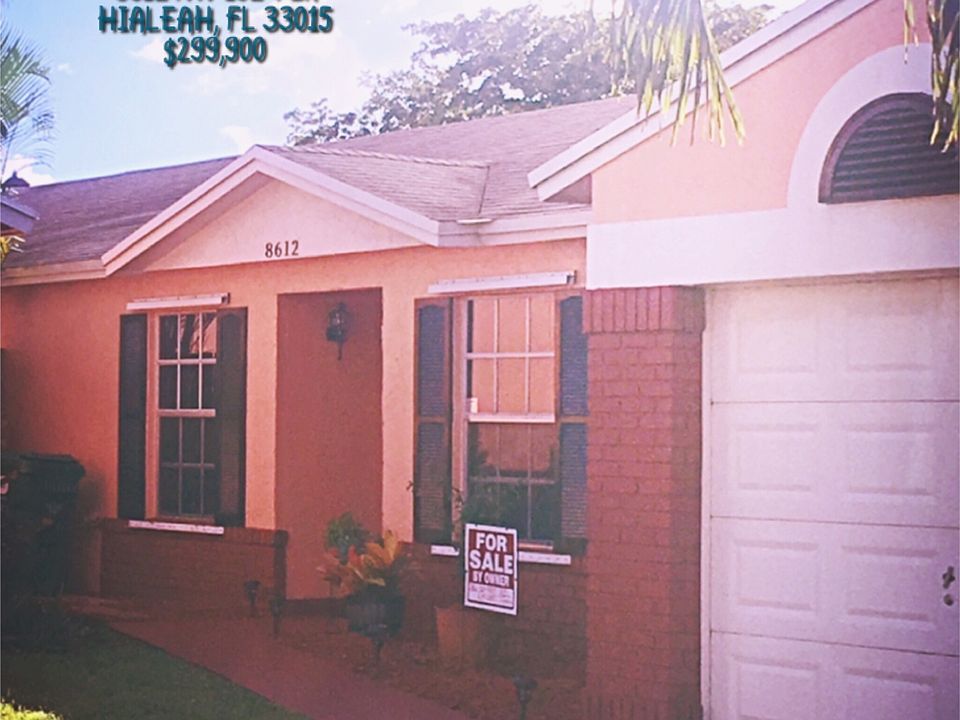 Main entrance/1-car garage