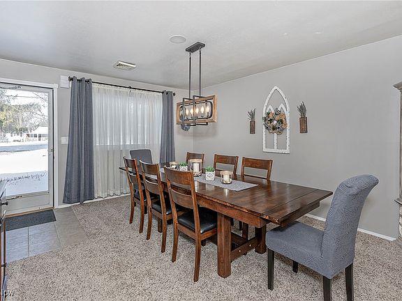 4th image of 543 Sherwood Dr