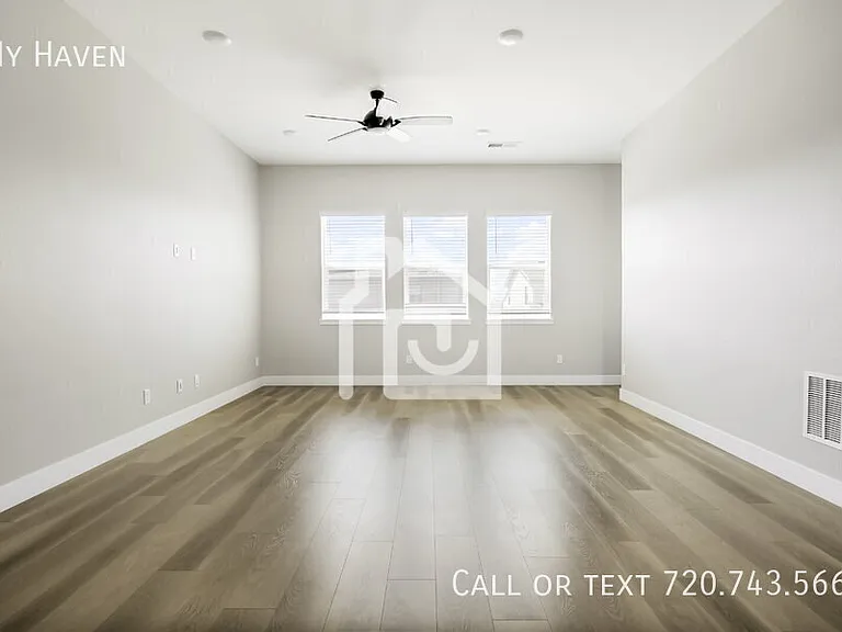 10138 E 62nd Ave — Photo 8