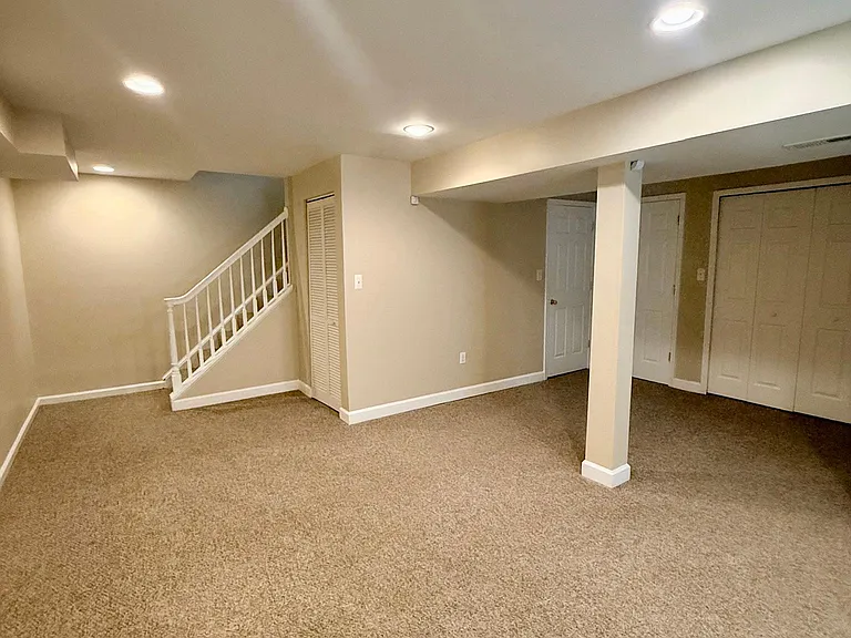 14605 Nadine Dr — Photo 24
