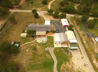 243 Eichen Strasse, Fredericksburg, TX 78624