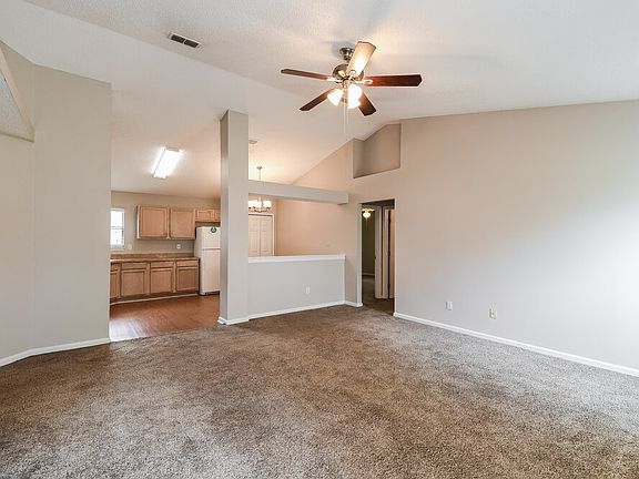 4th image of 4323 Hanging Moss Dr