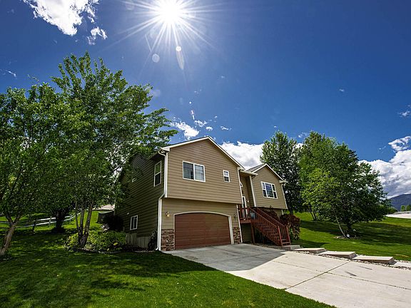 2nd image of 3737 Brandon Way