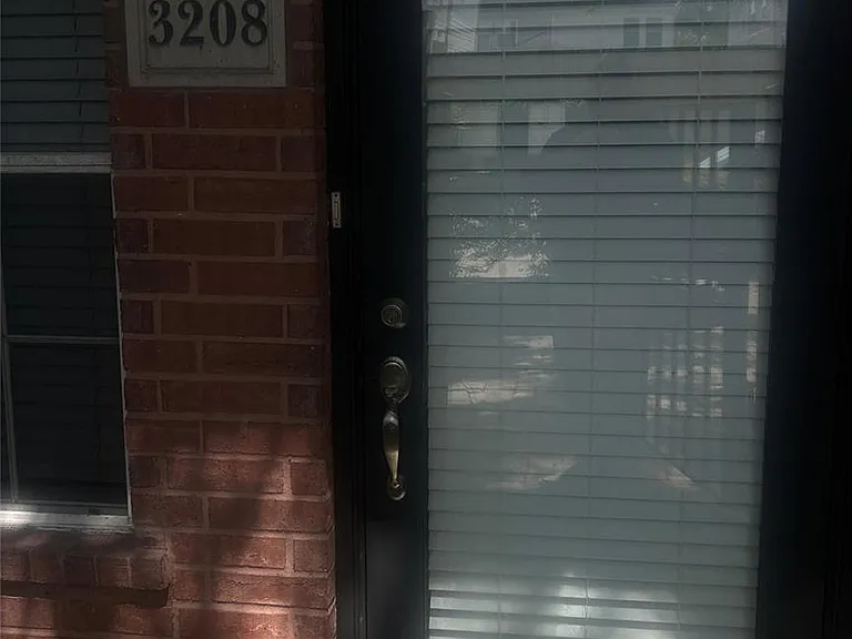 3208 Jackson St #1 — Photo 5
