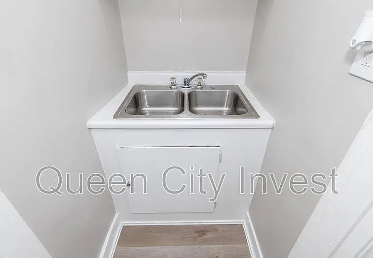 115 E Foraker St #2 — Photo 13