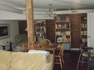 114 Naudain St #D, Philadelphia, PA 19147