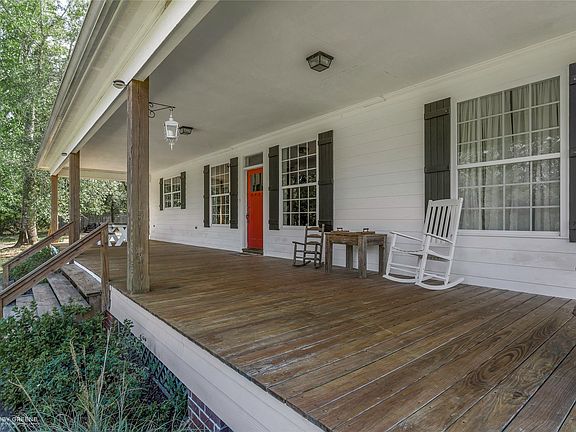 3rd image of 416 Graywood Dr