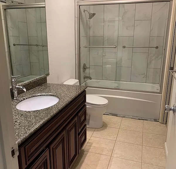 917 Hough Ave #9 — Photo 38