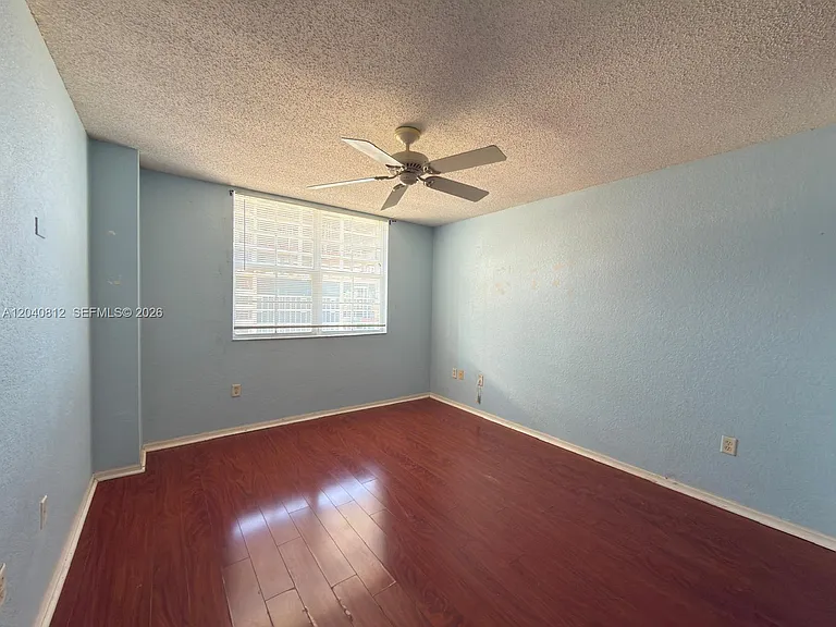 1801 N Flagler Dr #634 — Photo 31