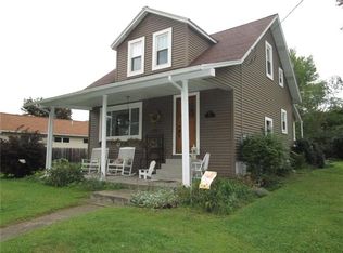102 Water St, Manorville Boro, PA 16238