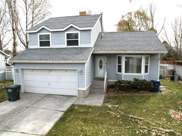 2126 Sierra Dr, Elko, NV 89801