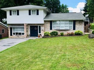 1016 Lilly St, Princeton, WV 24740