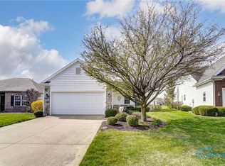 7137 Longwater Dr, Maumee, OH 43537