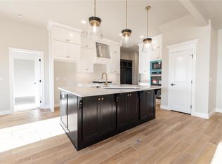 9321 Cheek Ranch Rd, Yukon, OK 73099