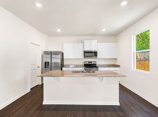 514 Walnut Grove Way, Pendergrass, GA 30567