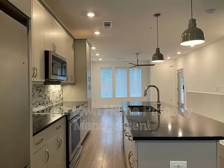 407 Pratt Dr SE #1105 — Photo 8