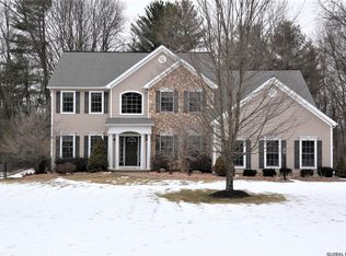 507 Kinns Rd, Clifton Park, NY 12065