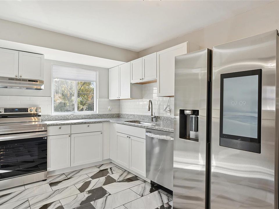 1st image of 10320 Durness Dr