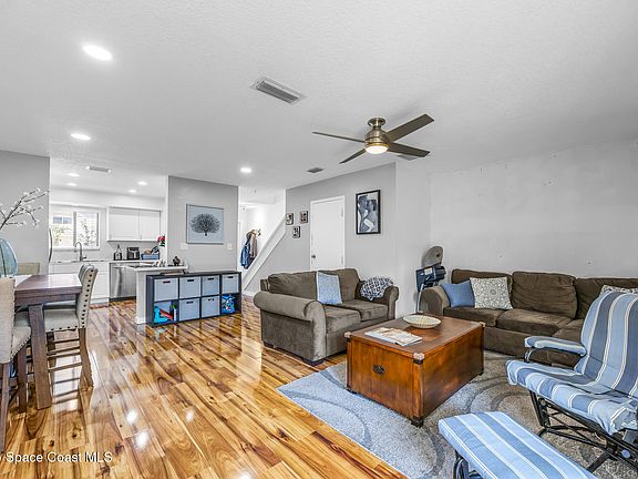 5th image of 1011 Ashley Ave