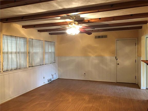 3rd image of 4116 Creekdale Dr