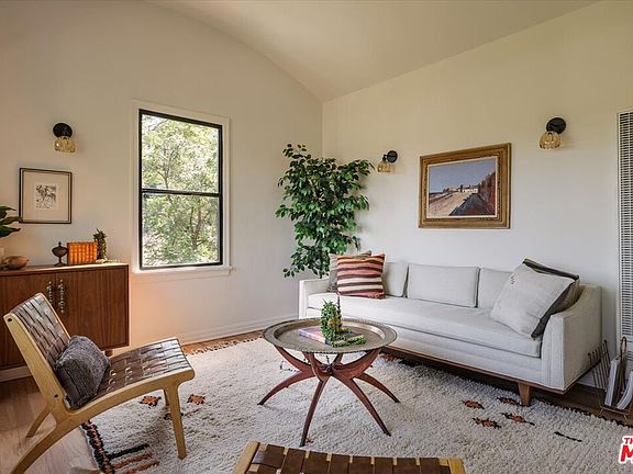 4th image of 2258 Fair Oak View Ter