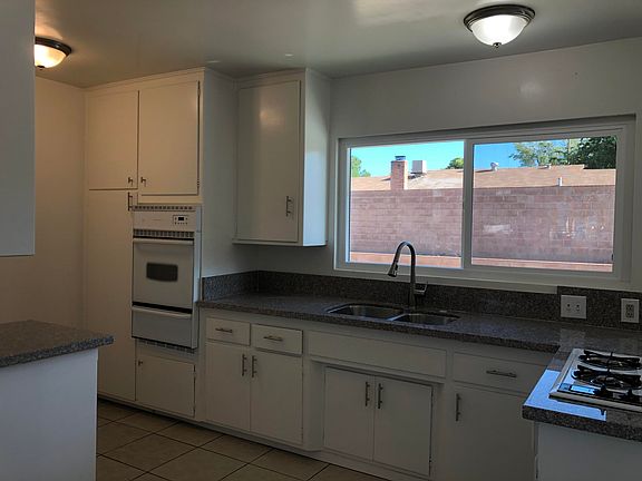 3rd image of 1246 E Avenue J1