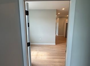 164 Elm St #6, Fall River, MA 02720