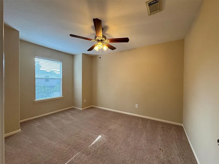 2515 Ember Canyon Ln — Photo 37
