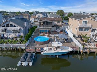 20 Drake Way, Toms River, NJ
