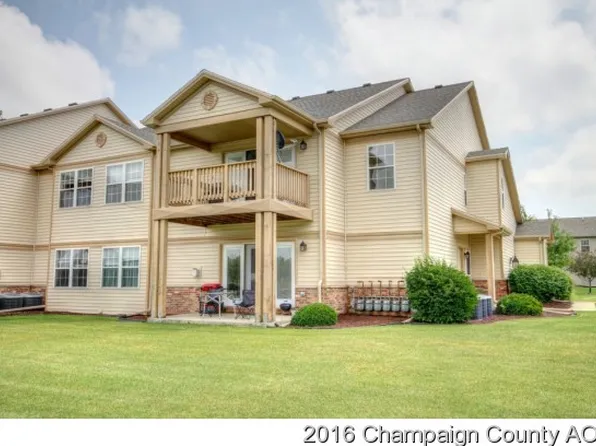 3850 Thornhill Dr, Champaign, IL 61822