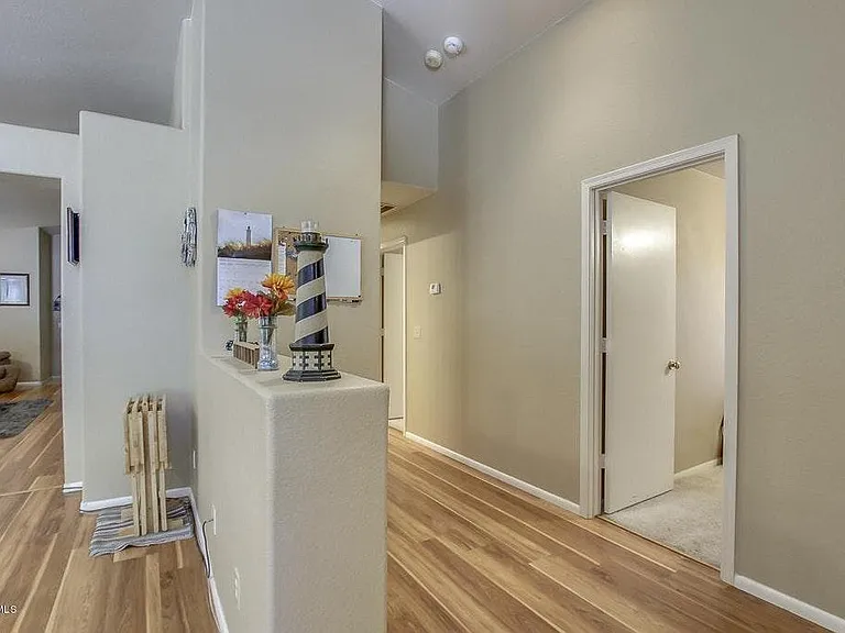 2342 E Springfield Pl — Photo 3