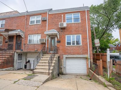 4302 162nd St, Flushing, NY, 11358