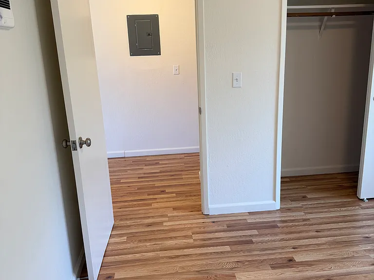 242 Curtner Ave #F — Photo 23