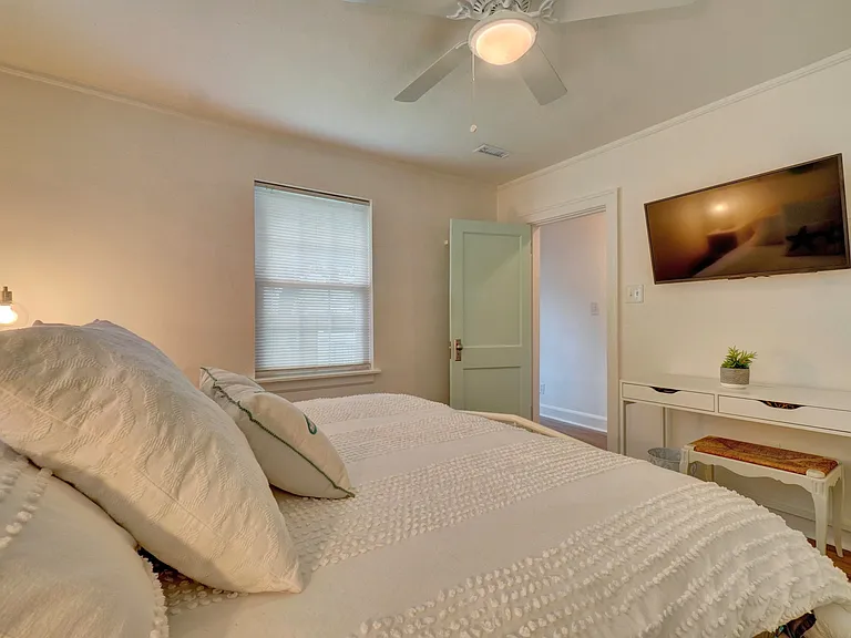 1406 Baychester Ave — Photo 13