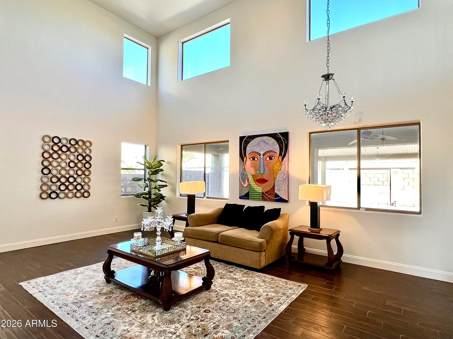 5 bed, 3.5 bath, 3826 sqft, $4,500 — Photo 3