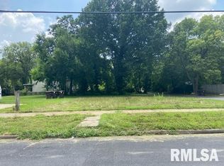 710 W Armstrong Ave, Peoria, IL 61606