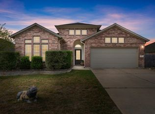 156 Plantain Dr, Hutto, TX 78634