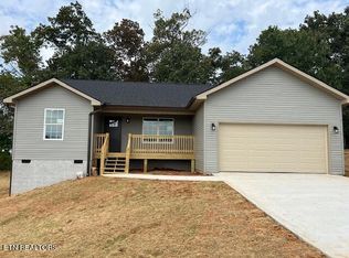 129 Ogle Rd, Sweetwater, TN 37874