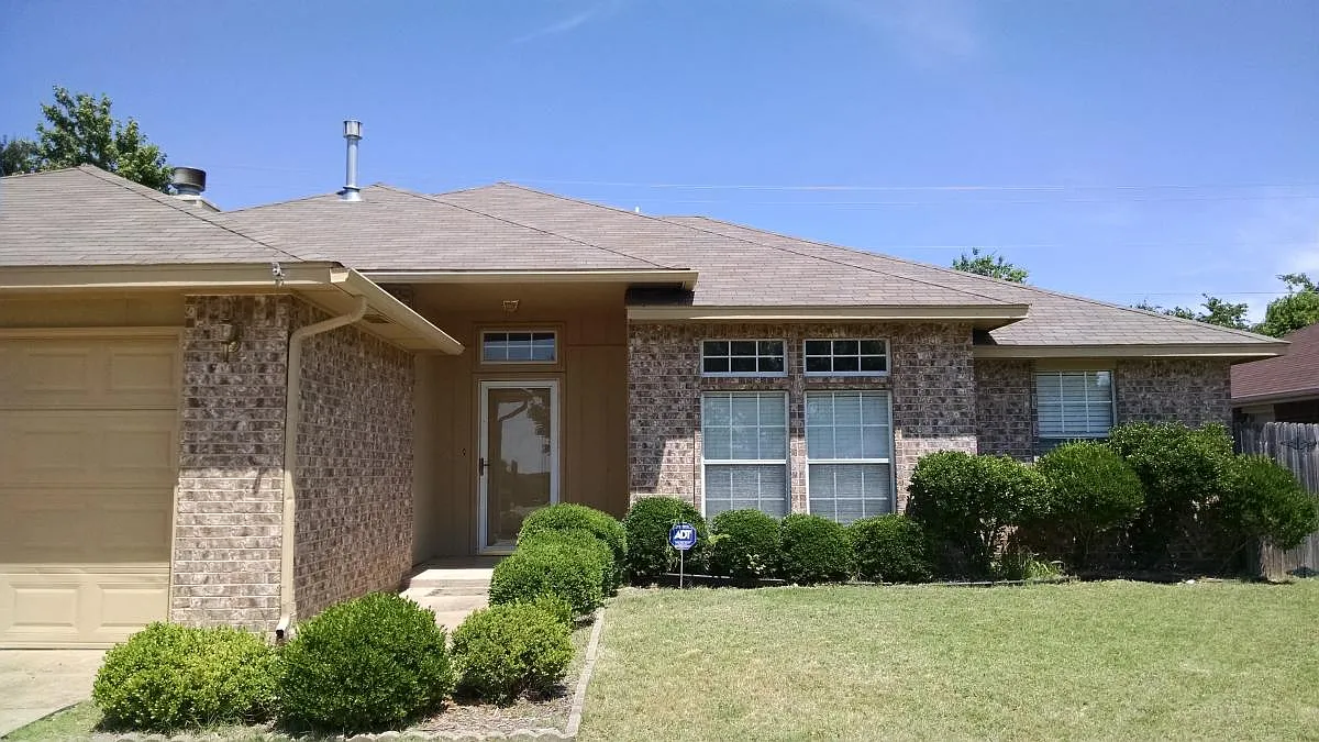 front doorview - 17416 Valley Crst