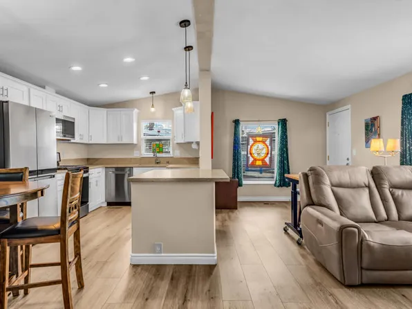 70260 Highway 111 Spc 32, Rancho Mirage, CA 92270