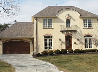 2468 Club Rd, Columbus, OH 43221